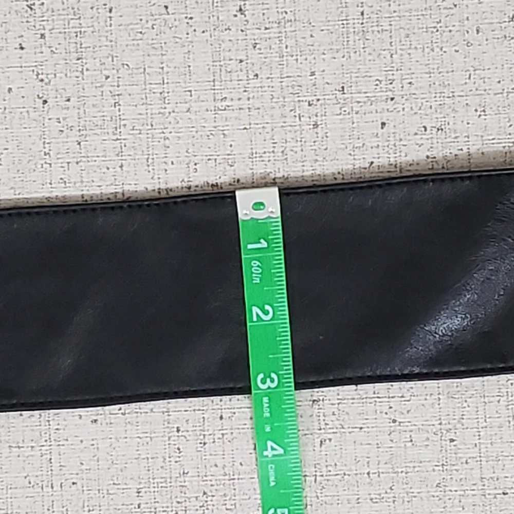 Soft Black Vegan Leather Sash Belt, Double Ring/Letter G Buckle, Medium, EUC